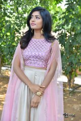 Eesha Rebba New Photos